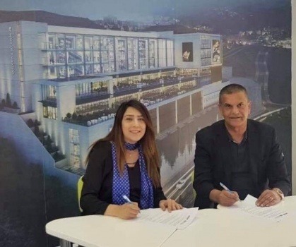 The largest mall in Palestine (LACASA) signs a joint cooperation agreement with (Oyoun Media)